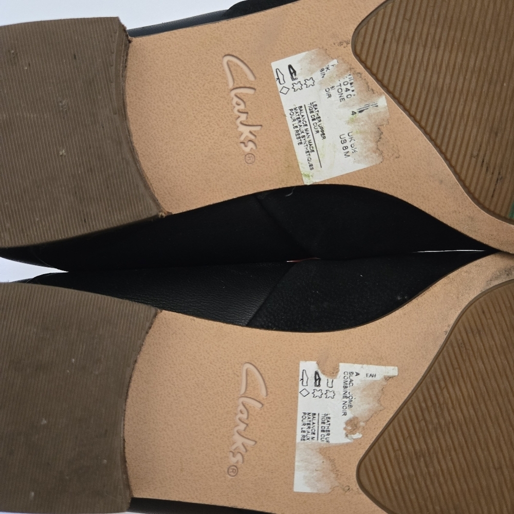 Clarks Pure tone black leather suede cushion loafers sz 8M - Picture 5 of 7
